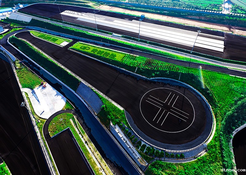 2016年08月首条测试道路竣工