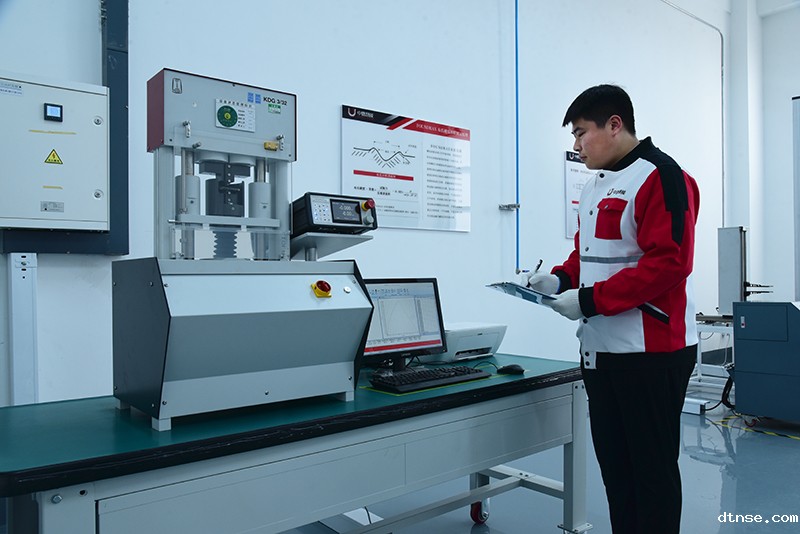 楔压强度试验机