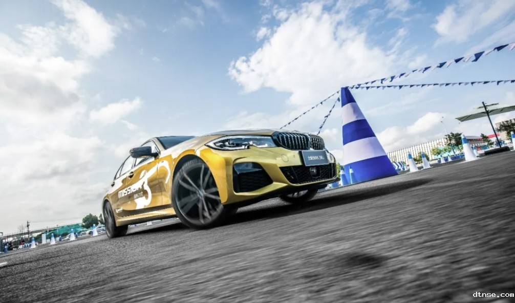 燃擎赛道！悠米游戏金卡纳驾控培训火热开启！