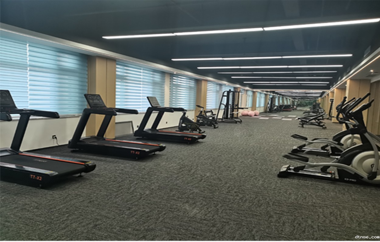 健身房.jpg