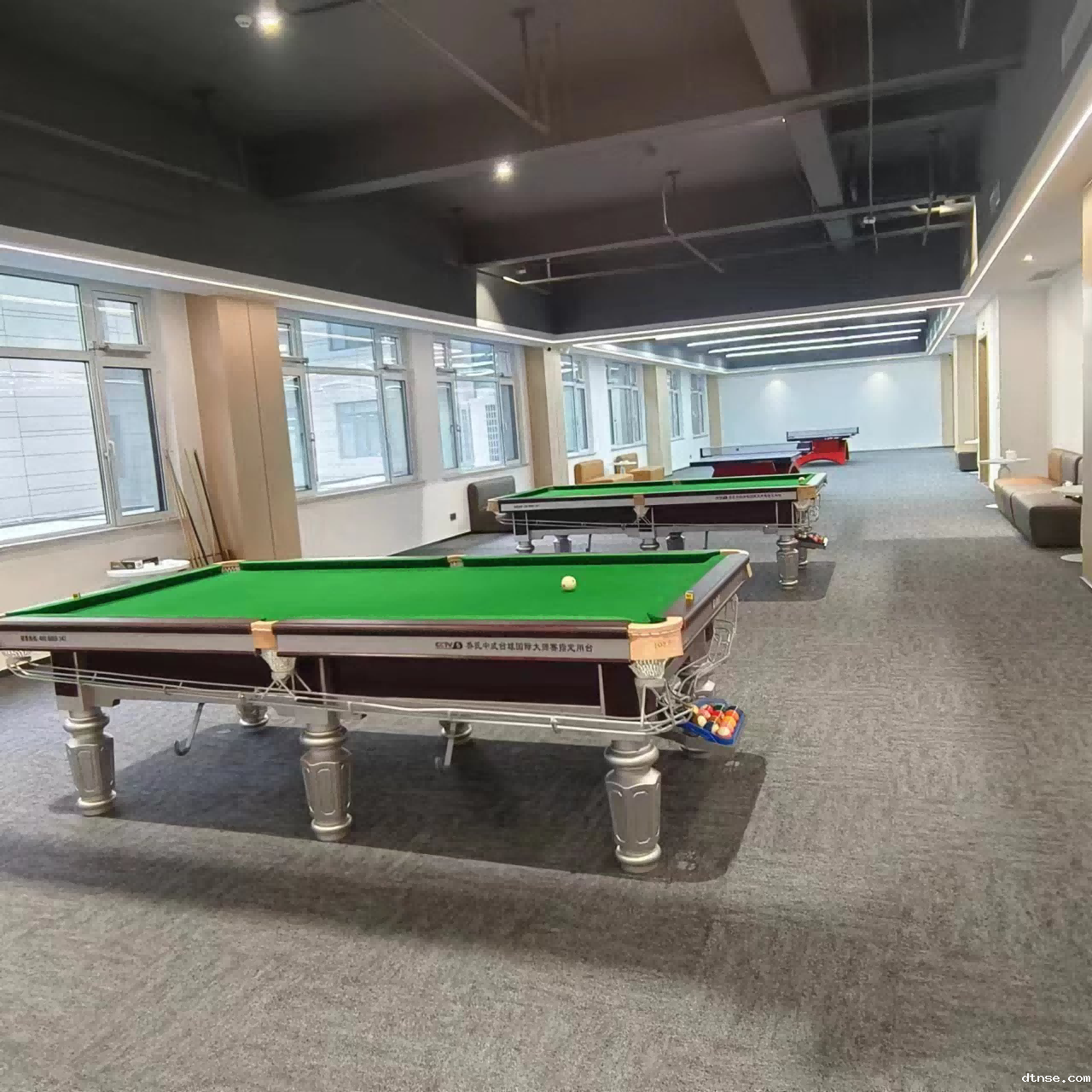台球室.png